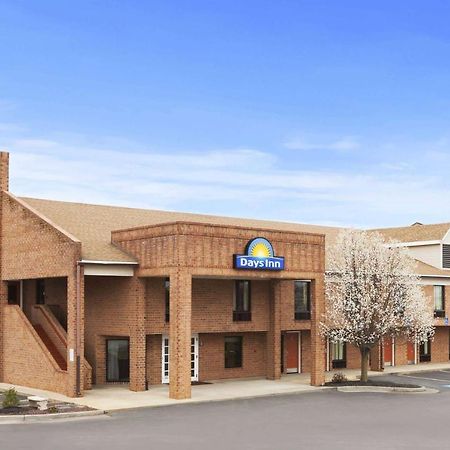 Days Inn By Wyndham Farmville Buitenkant foto